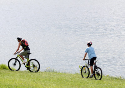 Vélo au Lac du Lampy